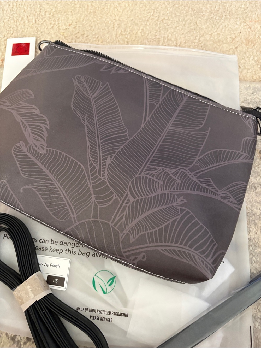 Daily Zip Pouch - Picture 3 of 3